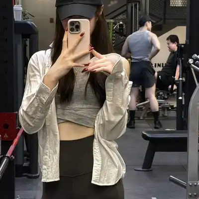 于雅诚